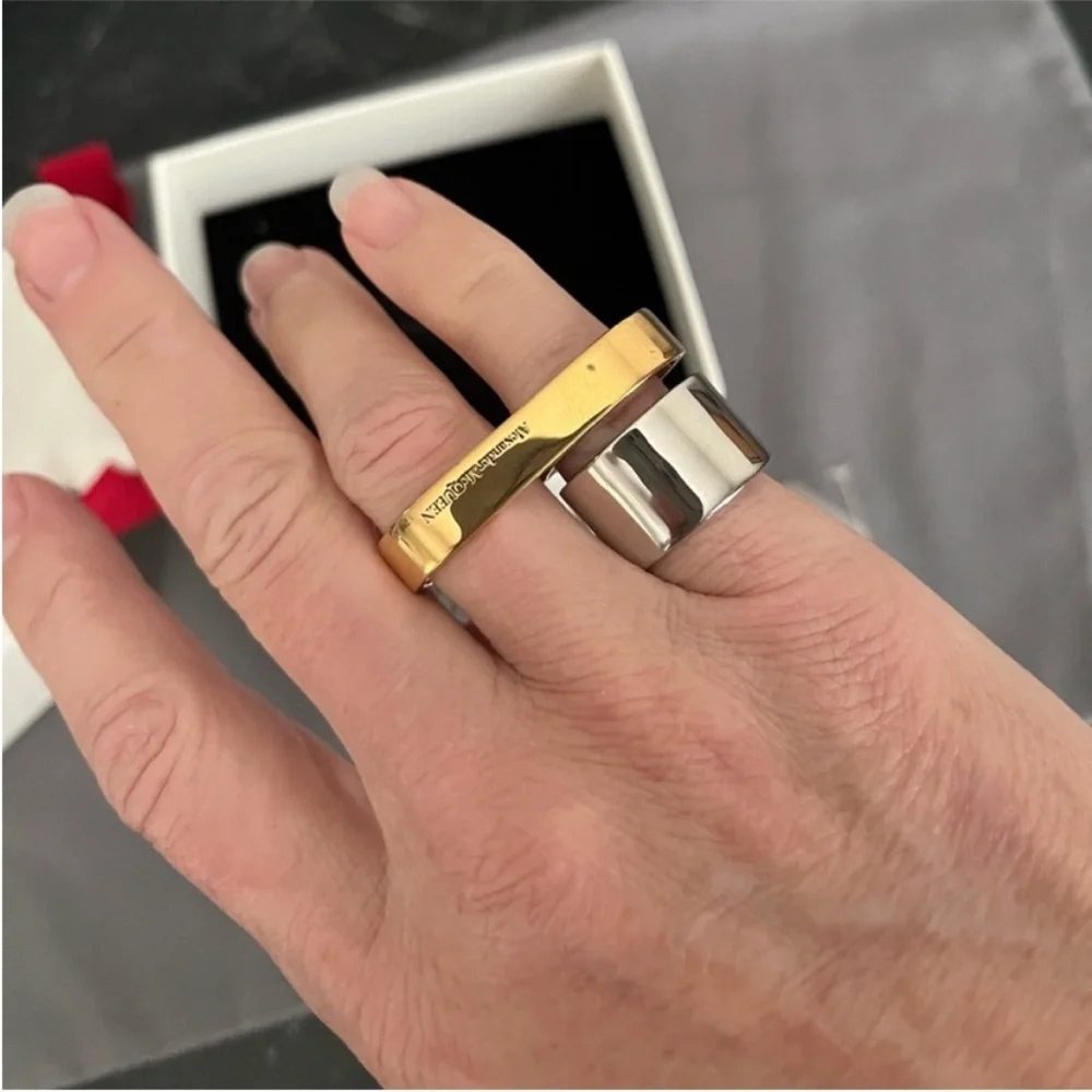 Alexander McQueen Silver and Gold Double Ring - Picture 7 of 10